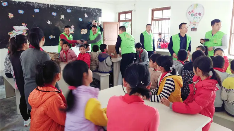 Birds fly and need wings - public welfare is on the way, and Vic has been taking action (1)unm