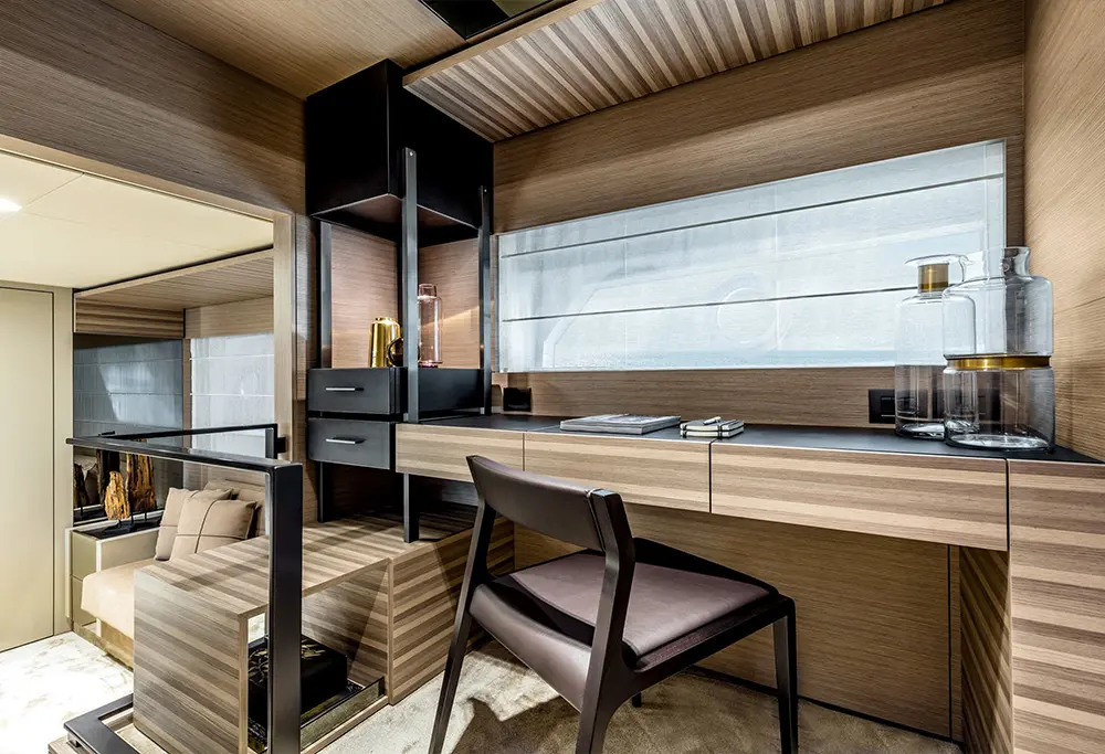 Alpi veneer of the wall board