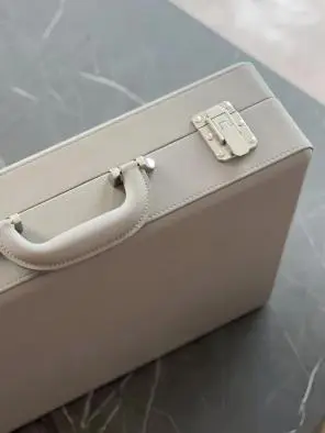 Standardized Color Palette (5)7z1