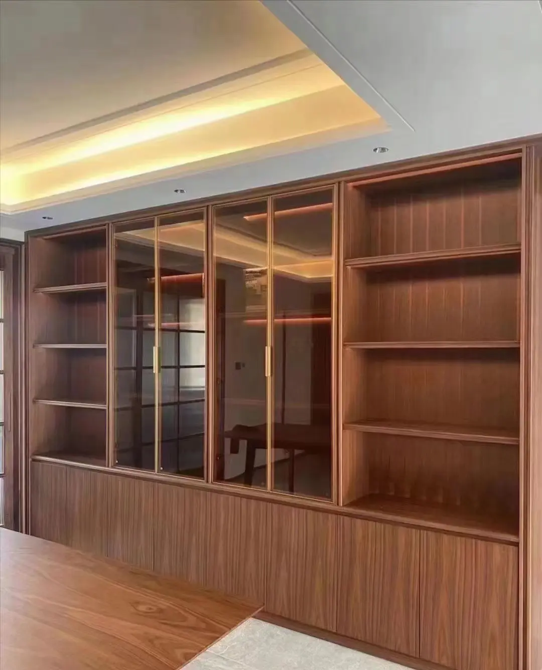 Introducing our exquisite new Chinese style solid wood cabinet